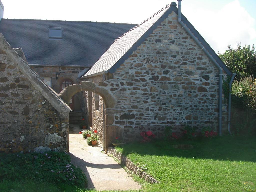 Villa Les Hauts de Kerdrein à Saint-Jean-du-Doigt Extérieur photo