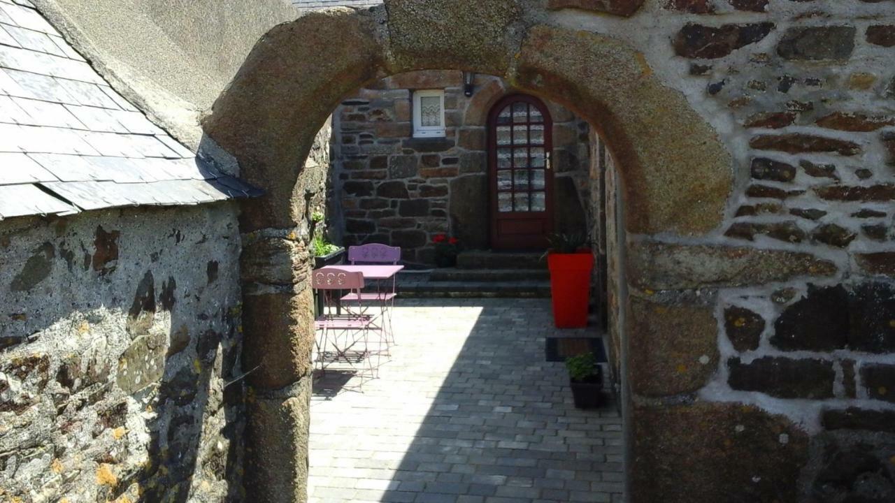 Villa Les Hauts de Kerdrein à Saint-Jean-du-Doigt Extérieur photo